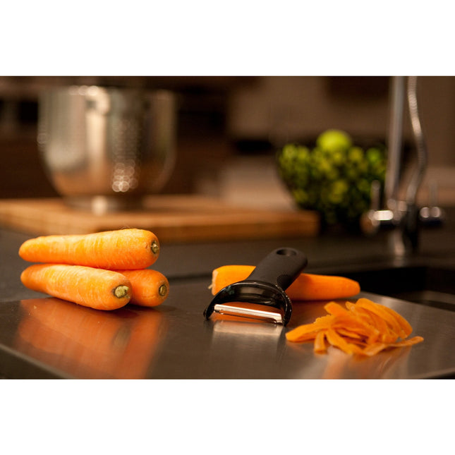 Good Grips Peeler Y model