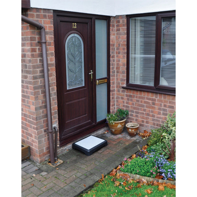 Tritthocker - 9 cm hoch - für den Außenbereich geeignet